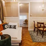 Bresidence With Free Private Parking Apartman