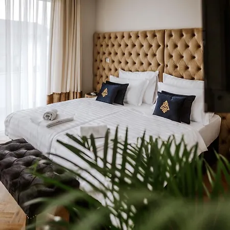 B - Boutique - Private Parking Appartement *