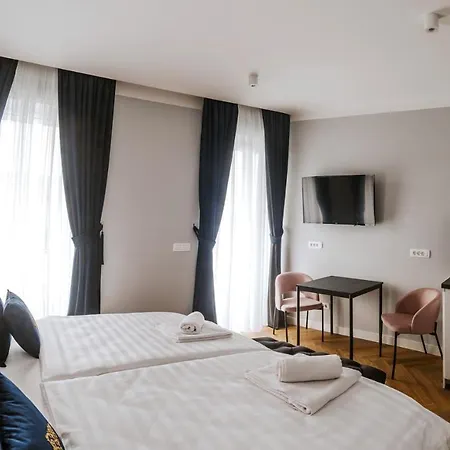 Apartmán B - Boutique - Private Parking *