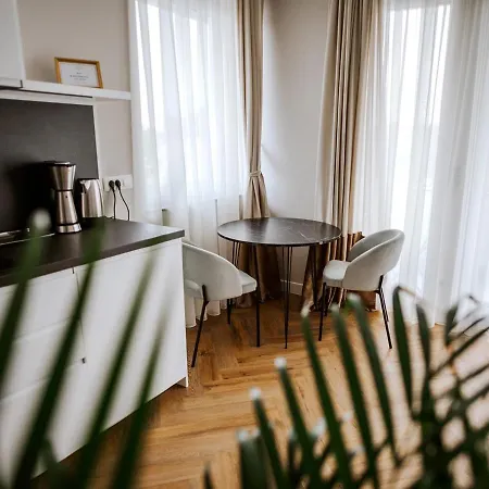 Apartmán B - Boutique - Private Parking Lublaň