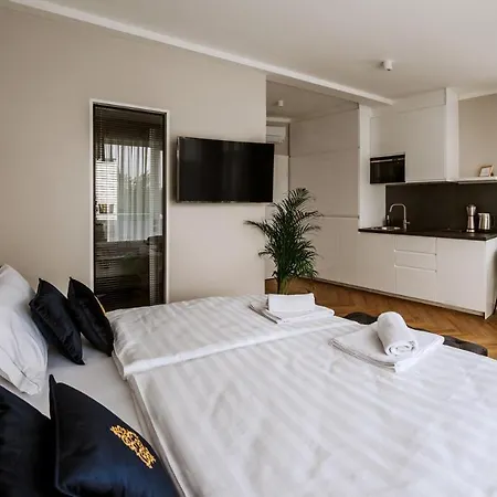 Bresidence With Free Private Parking