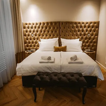 B - Boutique - Private Parking * Lublaň