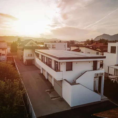 B - Boutique - Private Parking Apartma Ljubljana