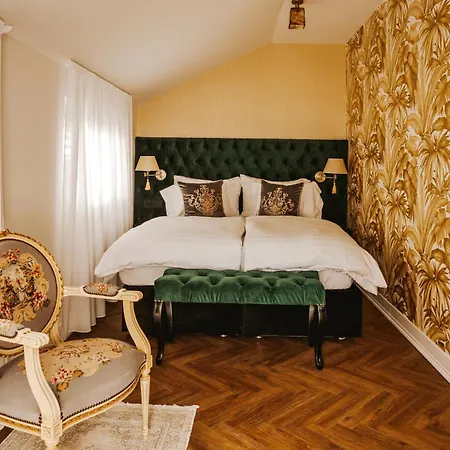 B - Boutique - Private Parking Apartma *