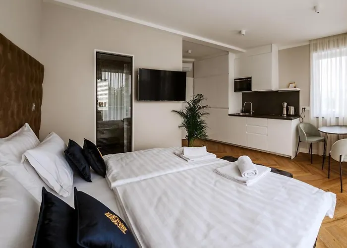 Bresidence With Free Private Parking